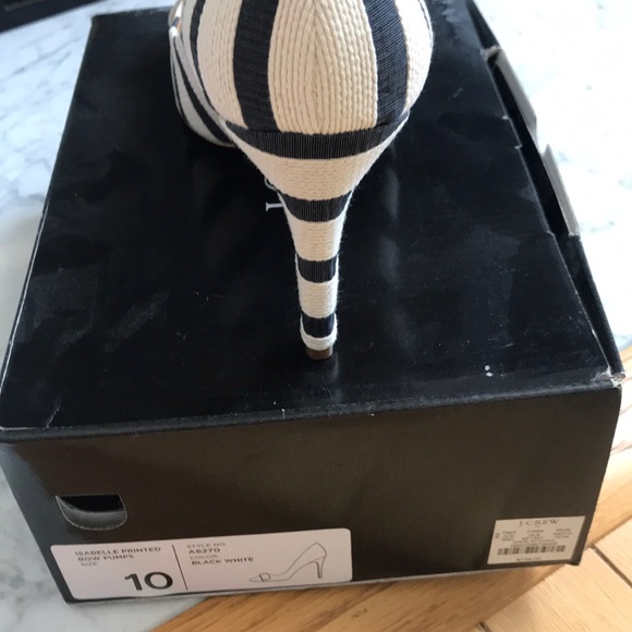 JCrew factory shoe - Picture 4 of 4